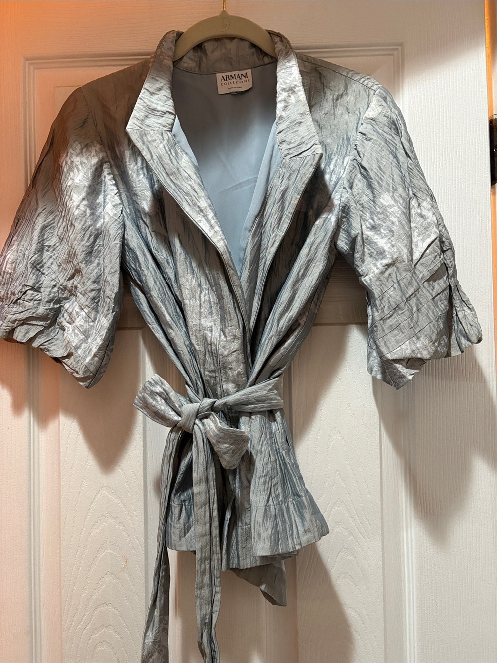 Armani Collezioni Metallic Silver Tie-Waist Short Sleeve silk Jacket